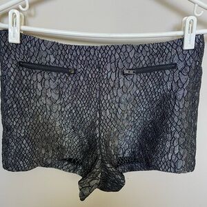 Sans Souci Grey Metallic Reptile Print High Waist Shorts Size Small